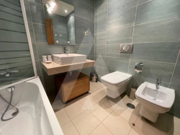 Apartamento T2 para Arrendamento em Quarteira