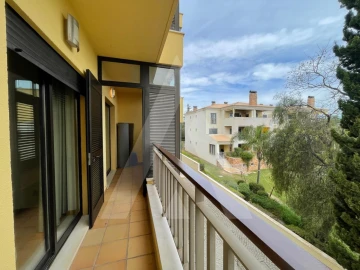 Apartamento T2 para Arrendamento em Quarteira