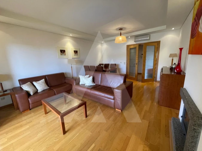 Apartamento T2 para Arrendamento em Quarteira Foto 13