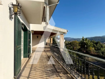 Moradia T5 para Venda em Conde e Gandarela