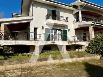 Moradia T5 para Venda em Conde e Gandarela