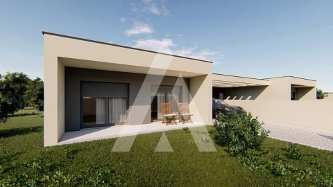 Moradia T3 para Venda em Mazarefes e Vila Fria