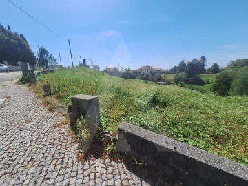 Terreno para Venda em Luso