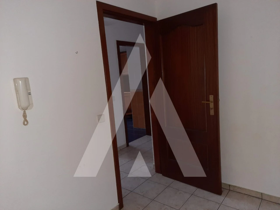 Apartamento T2 para Arrendamento em Lousã e Vilarinho Foto 12