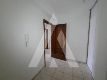 Apartamento T2 para Arrendamento em Lousã e Vilarinho