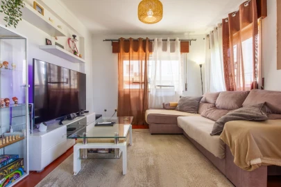 Apartamento T1 para Venda em Corroios