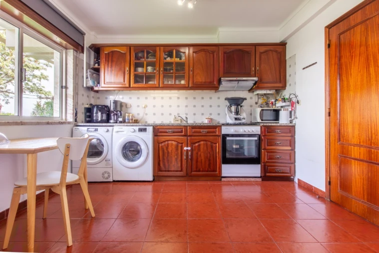 Apartamento T1 para Venda em Corroios Foto 10