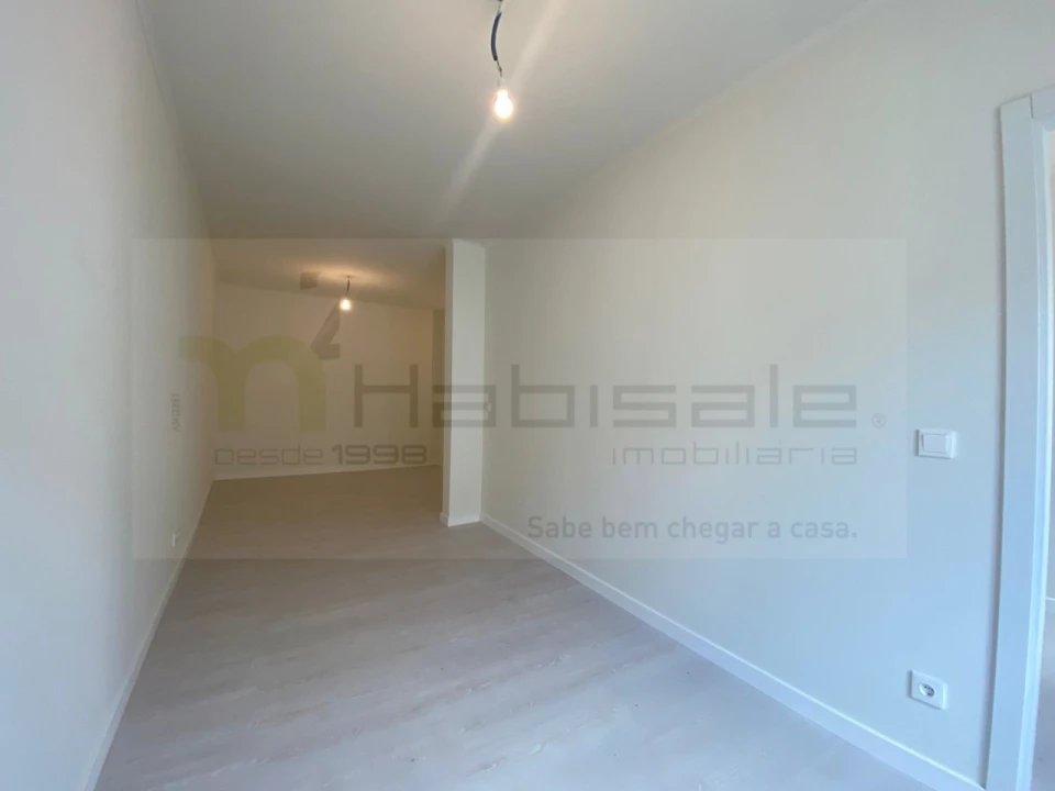 Apartamento T2 para Venda em Penha de França Foto 4