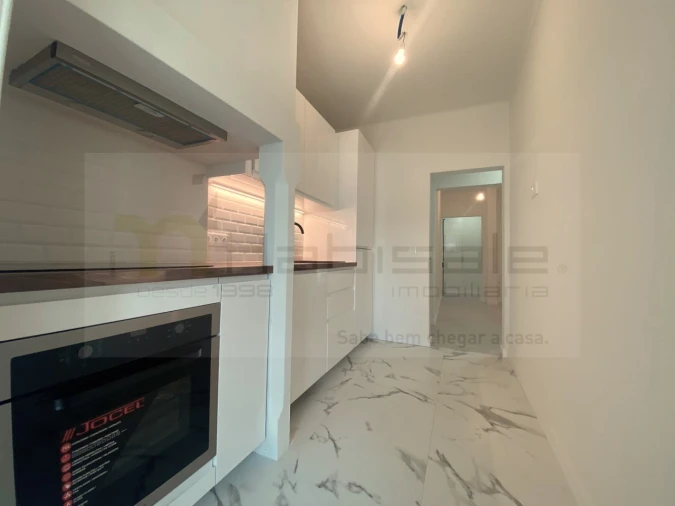 Apartamento T2 para Venda em Penha de França Foto 8