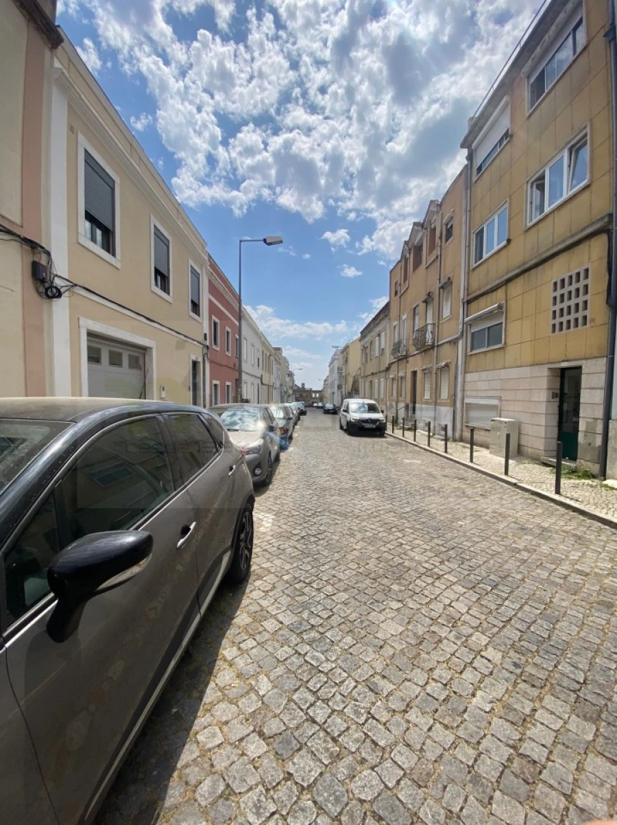 Apartamento T2 para Venda em Penha de França Foto 23