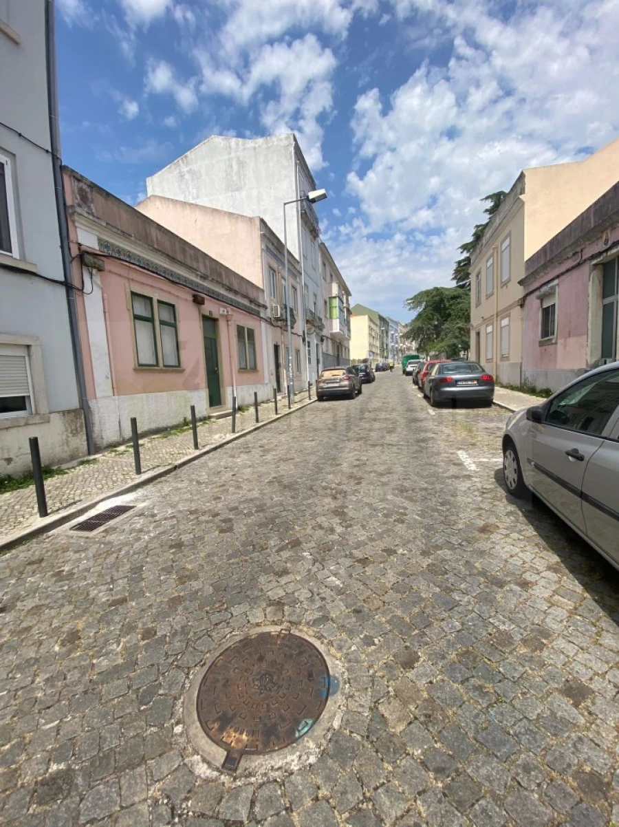 Apartamento T2 para Venda em Penha de França Foto 24