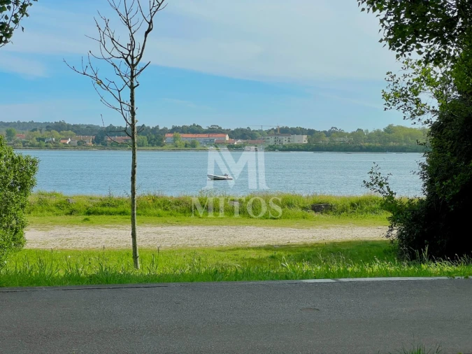 Apartamento T2 para Arrendamento em Santa Maria Maior e Monserrate e Meadela Foto 19