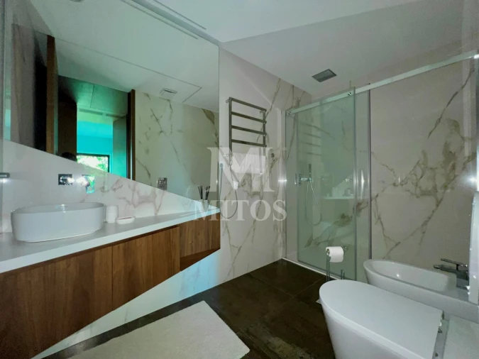 Apartamento T2 para Arrendamento em Santa Maria Maior e Monserrate e Meadela Foto 9