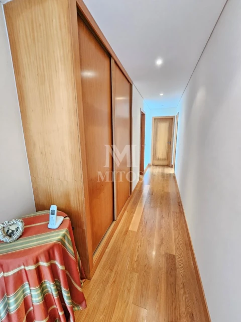 Moradia T3 para Venda em Vila Nova de Anha