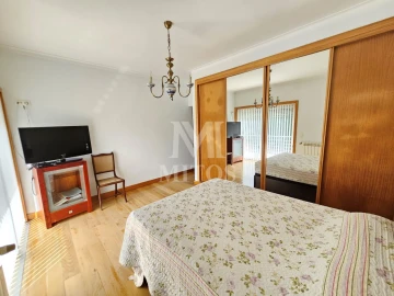 Moradia T3 para Venda em Vila Nova de Anha