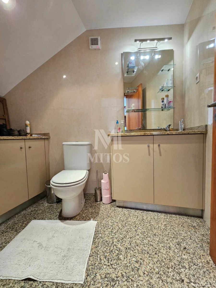 Moradia T3 para Venda em Vila Nova de Anha Foto 14