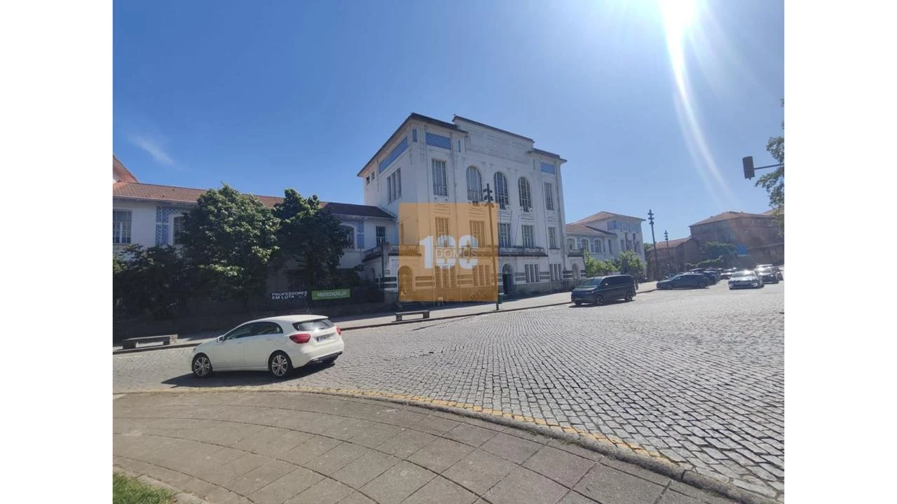Apartamento T3 para Venda em Cedofeita, Santo Ildefonso, Sé, Miragaia, São Nicolau e Vitória Foto 27