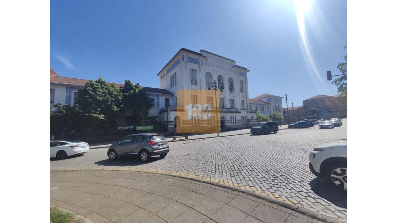 Apartamento T1 para Venda em Cedofeita, Santo Ildefonso, Sé, Miragaia, São Nicolau e Vitória Foto 28
