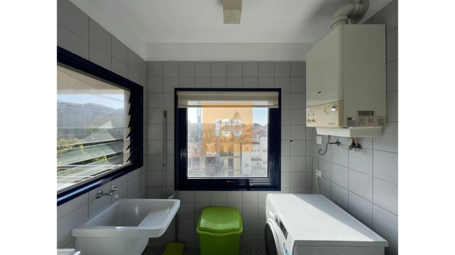 Apartamento T2 para Arrendamento em Lordelo do Ouro e Massarelos Foto 3