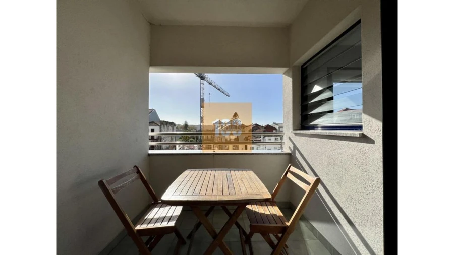 Apartamento T2 para Arrendamento em Lordelo do Ouro e Massarelos Foto 8