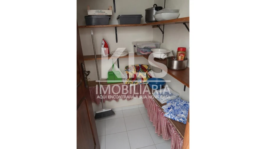 Apartamento T2 para Venda em Buarcos Foto 8