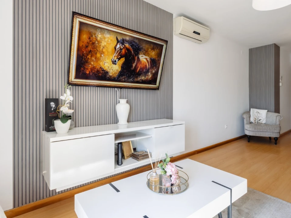 Apartamento T2 para Venda em São Pedro Foto 1