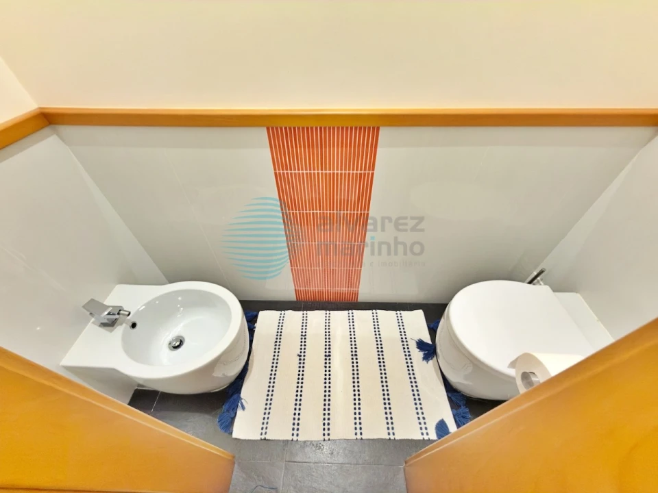 Moradia T4 para Venda em Carvoeira e Carmões Foto 36