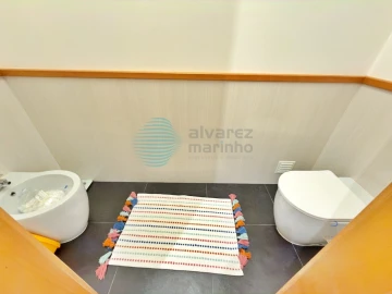 Moradia T4 para Venda em Carvoeira e Carmões