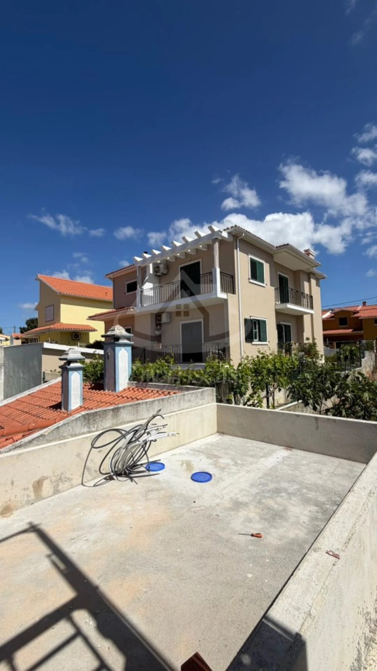 Moradia T4 para Venda em Amora Foto 7