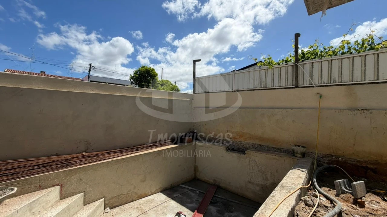 Moradia T4 para Venda em Amora Foto 11