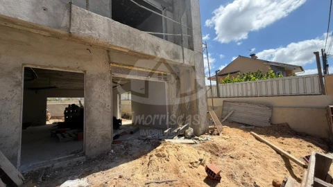 Moradia T4 para Venda em Amora