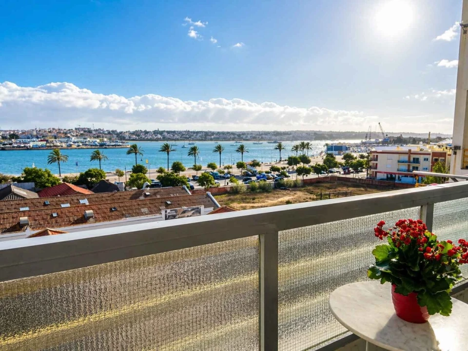 Apartamento T3 para Venda em Portimão Foto 1