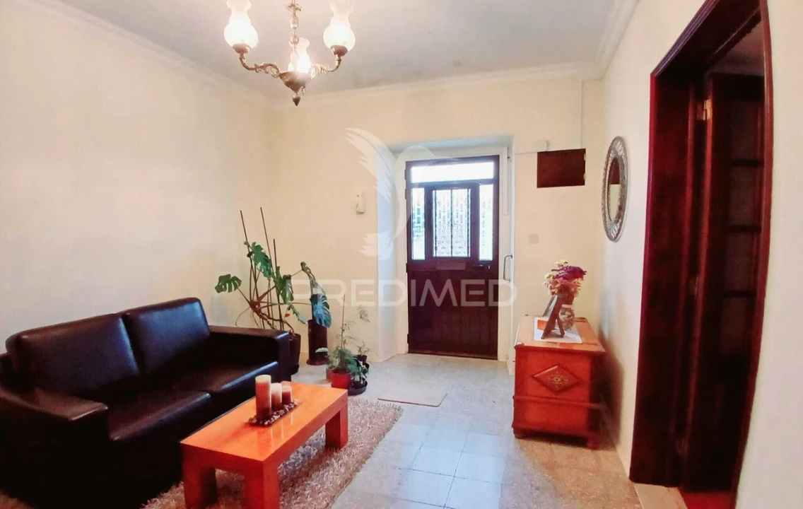Moradia T4 para Venda em Baleizão Foto 12