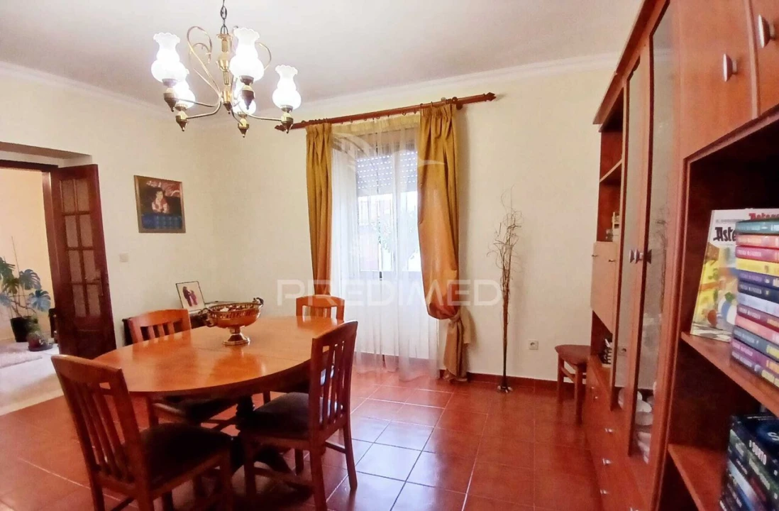 Moradia T4 para Venda em Baleizão Foto 10