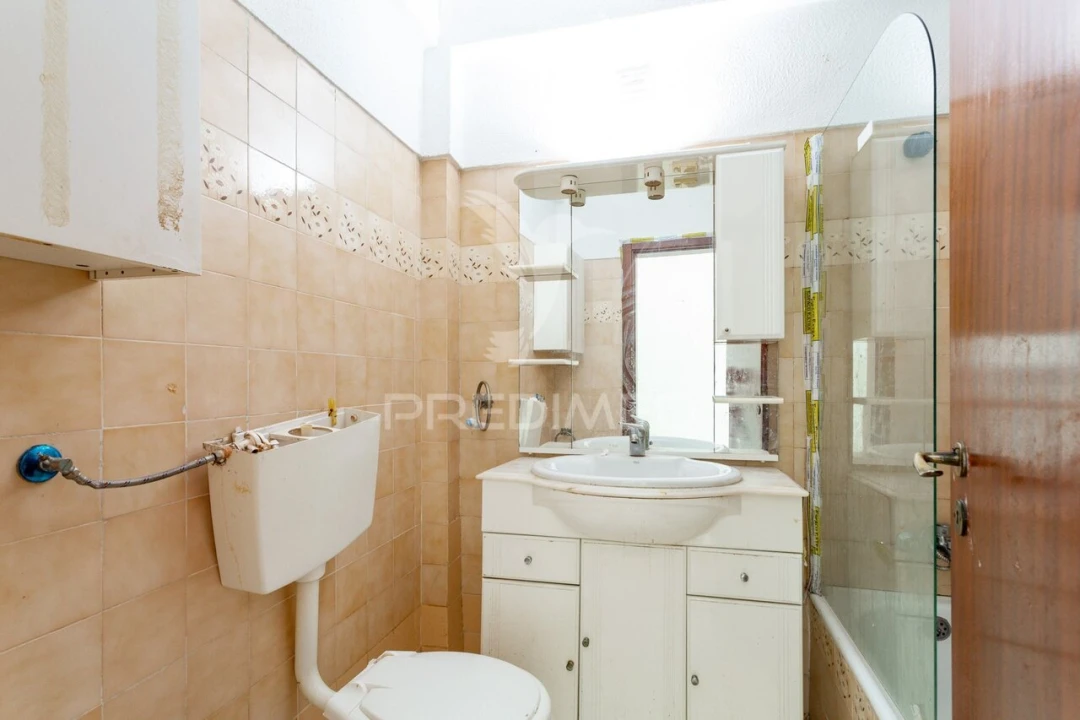Apartamento T2 para Venda em Vila Franca de Xira Foto 13