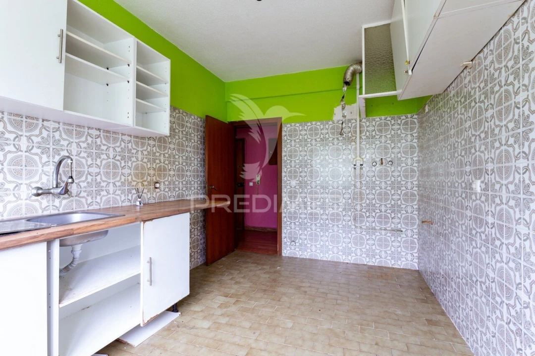Apartamento T2 para Venda em Vila Franca de Xira Foto 7