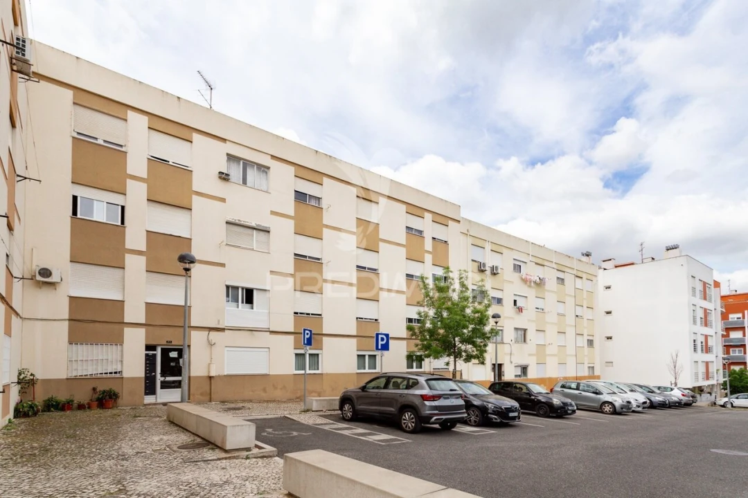 Apartamento T2 para Venda em Vila Franca de Xira Foto 21