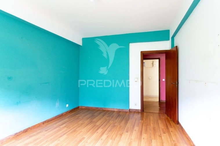 Apartamento T2 para Venda em Vila Franca de Xira Foto 4