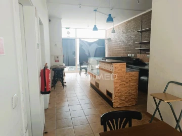 Loja para Venda em Malagueira e Horta das Figueiras