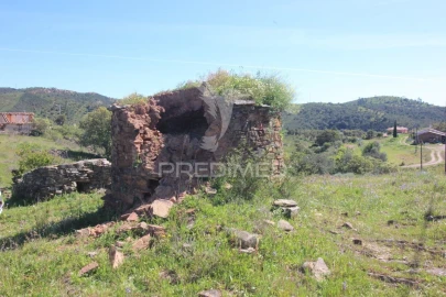 Terreno para Venda em São Bartolomeu de Messines