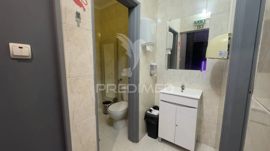 Loja para Trespasse em Corroios Foto 16