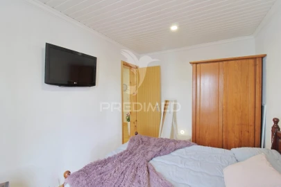 Moradia T6 para Venda em Angra (Nossa Senhora da Conceição)