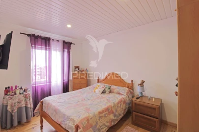 Moradia T6 para Venda em Angra (Nossa Senhora da Conceição)