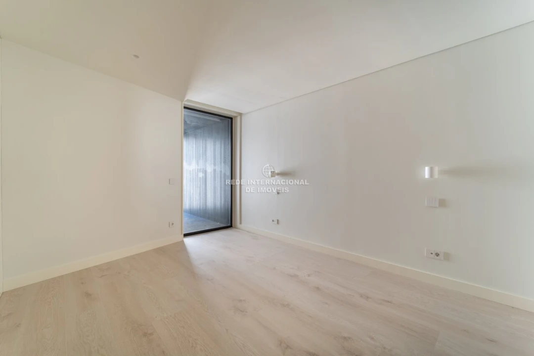 Apartamento T2 para Venda em Santa Marinha e São Pedro da Afurada Foto 9