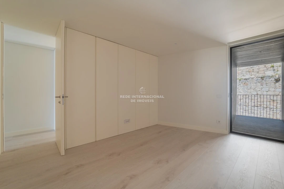 Apartamento T2 para Venda em Santa Marinha e São Pedro da Afurada Foto 3