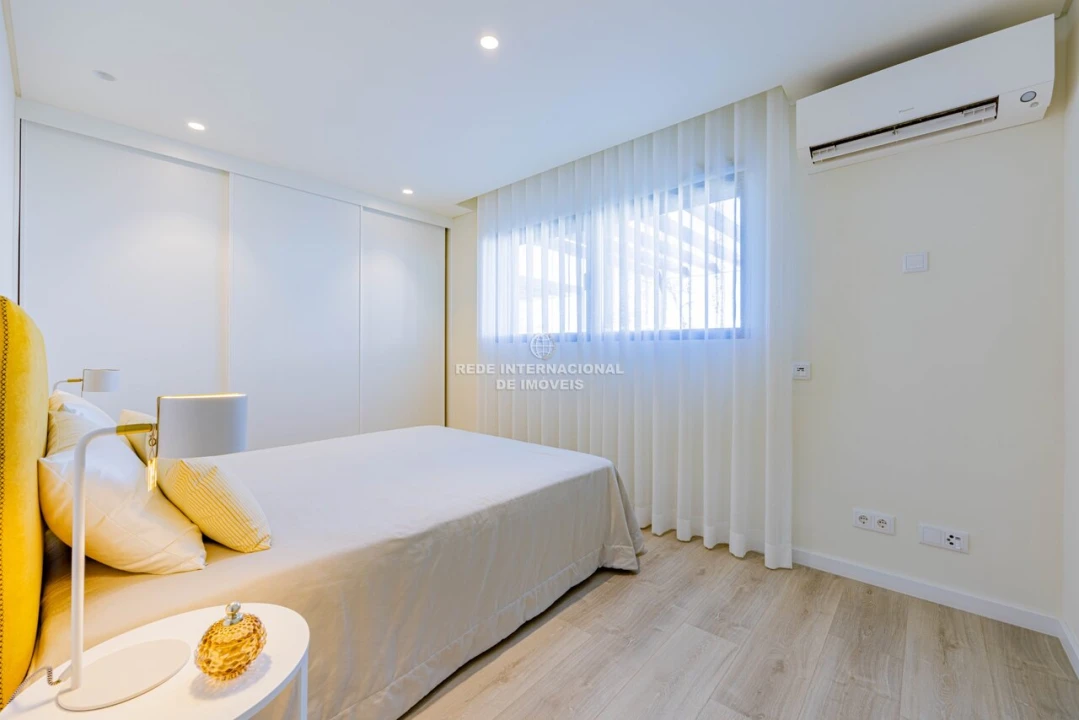 Apartamento T4 para Venda em Montenegro Foto 3
