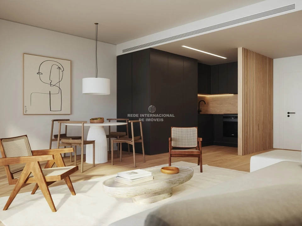 Apartamento T4 para Venda em Alvalade Foto 28