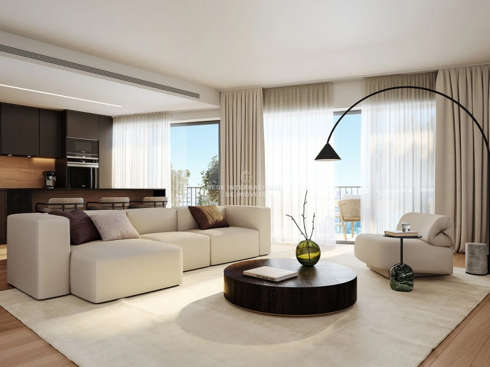 Apartamento T4 para Venda em Alvalade Foto 32