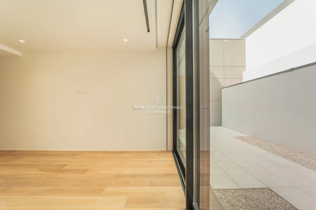 Apartamento T4 para Venda em Aldoar, Foz do Douro e Nevogilde Foto 12