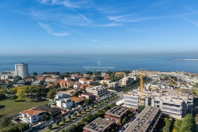 Apartamento T4 para Venda em Aldoar, Foz do Douro e Nevogilde